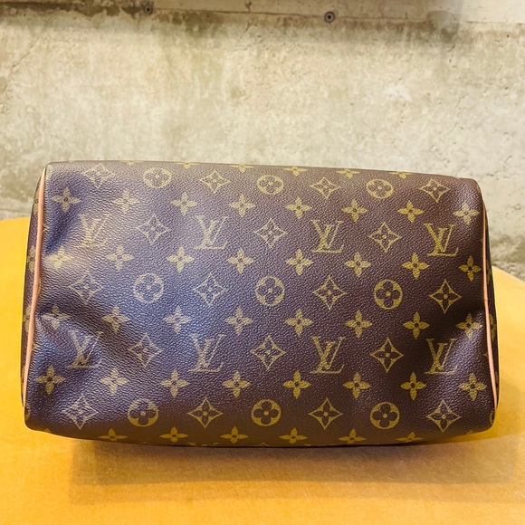 Authentic Louis Vuitton Speedy 30 (no to offfer) SOLD - Picture 12 of 16